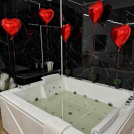 Апартаменты Z Jacuzzi Na Wylacznosc Dolina Baryczy Zmigrod